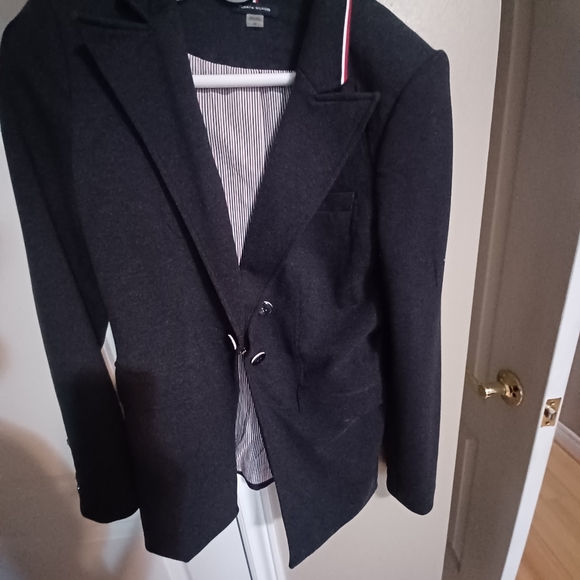 Tommy Hilfiger Blazer - Picture 6 of 8